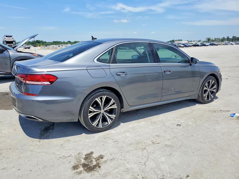 1VWSA7A31MC006687
