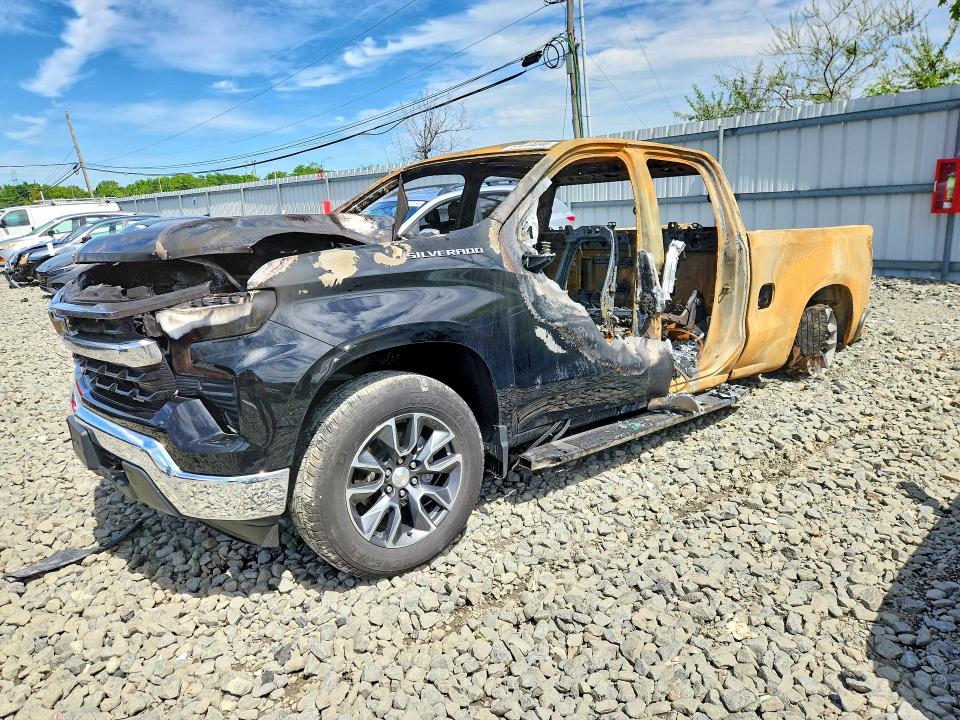2023 CHEVROLET K1500 PICKUP SILVERA — VIN 1GCRDKEK4PZ254155