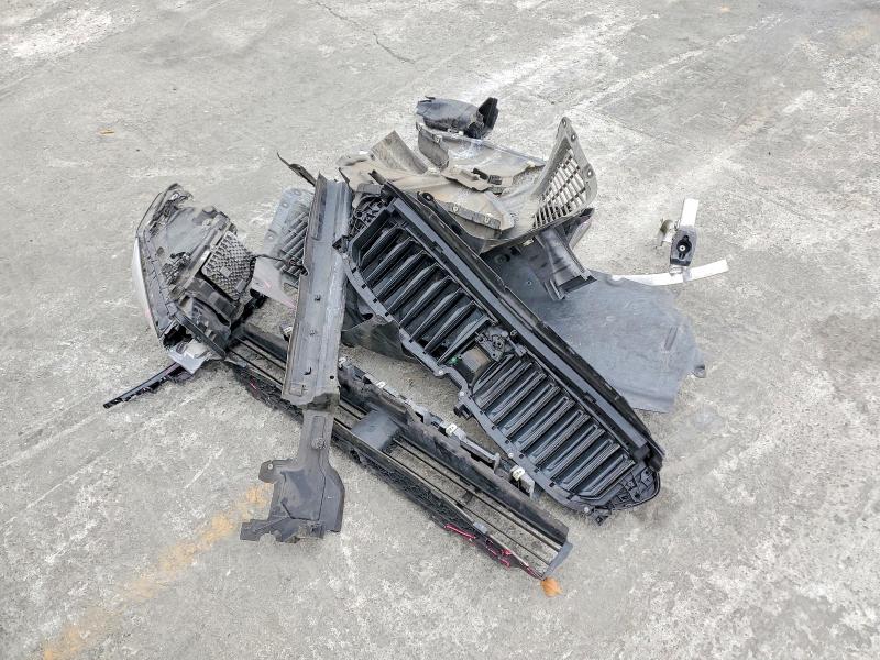 WBAJA9C57JB252019