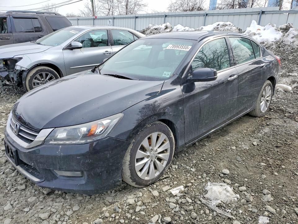 2015 HONDA ACCORD — VIN 1HGCR3F85FA005300