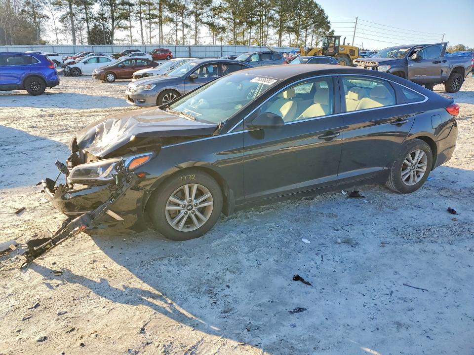 2017 HYUNDAI SONATA SE — VIN 5NPE24AF5HH484742