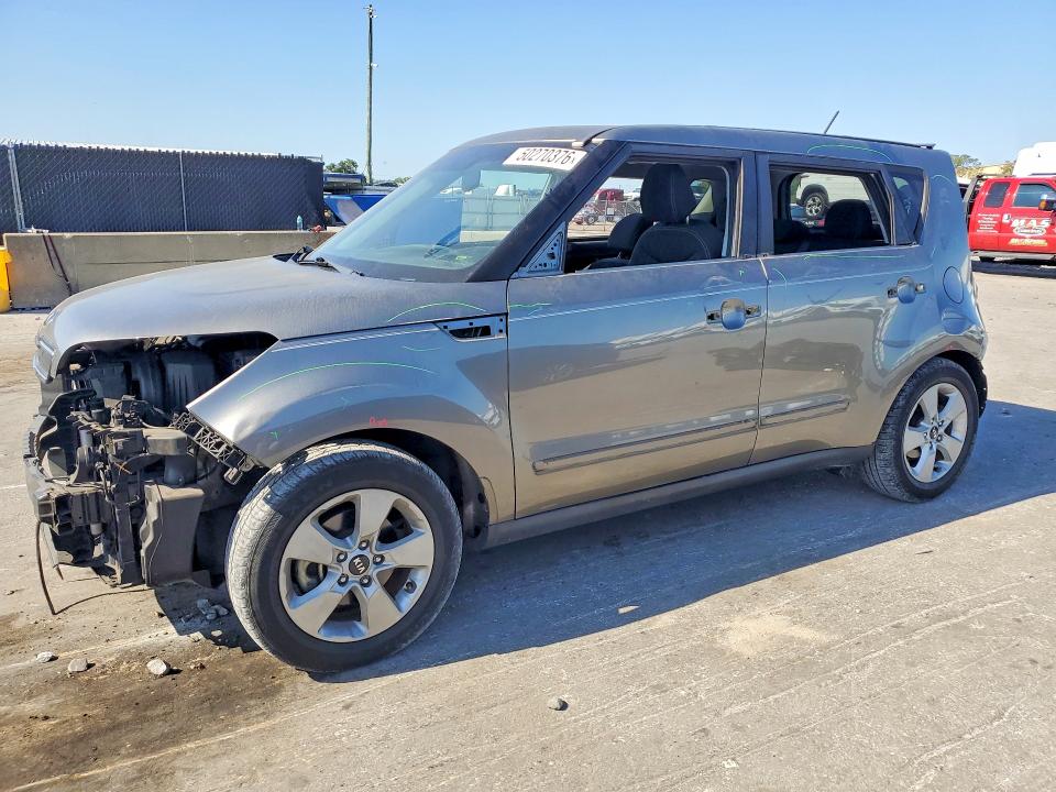2018 KIA SOUL — VIN KNDJN2A28J7516083