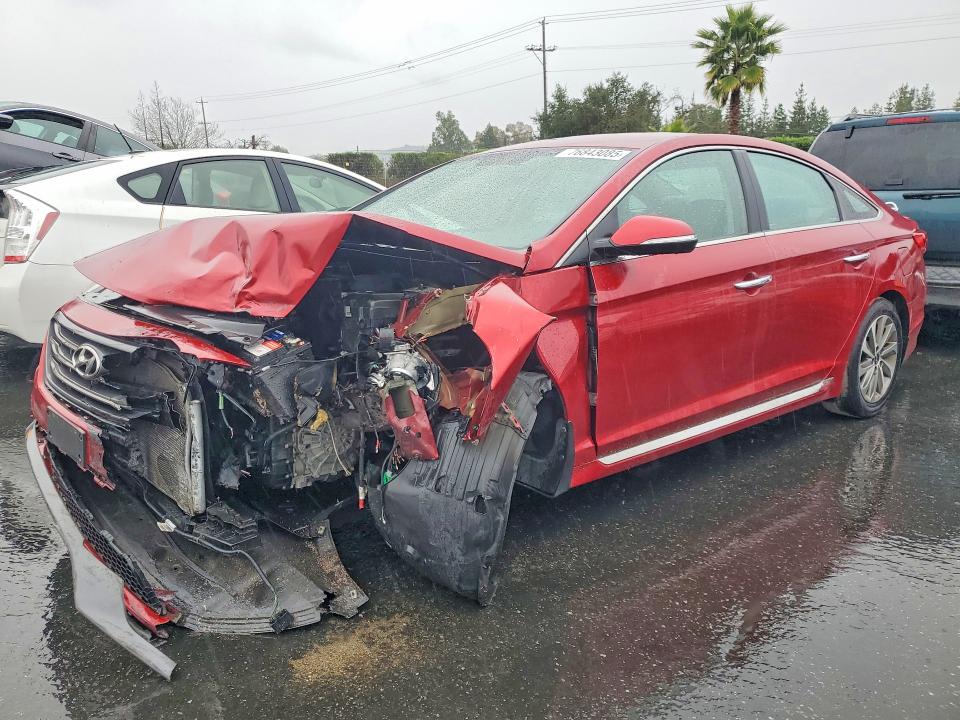2015 HYUNDAI SONATA — VIN 5NPE34AF1FH094229