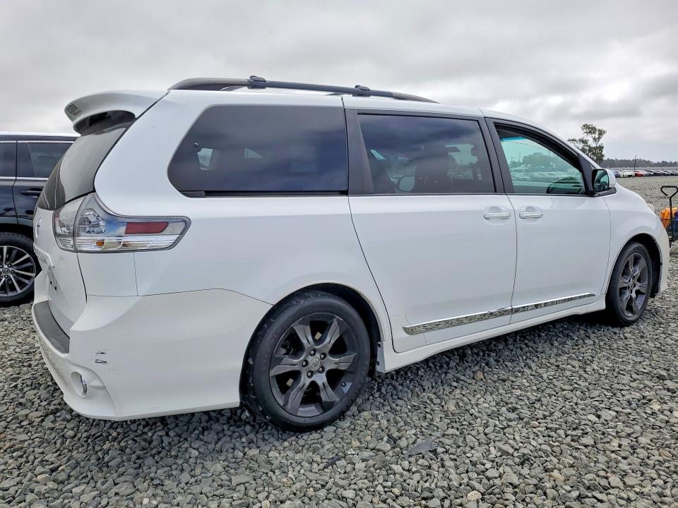 5TDXK3DC8FS586967