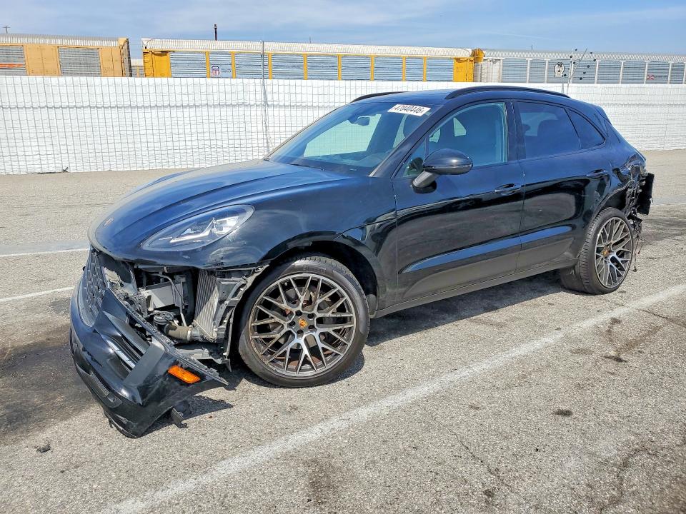 2019 PORSCHE MACAN — VIN WP1AB2A59KLB33229