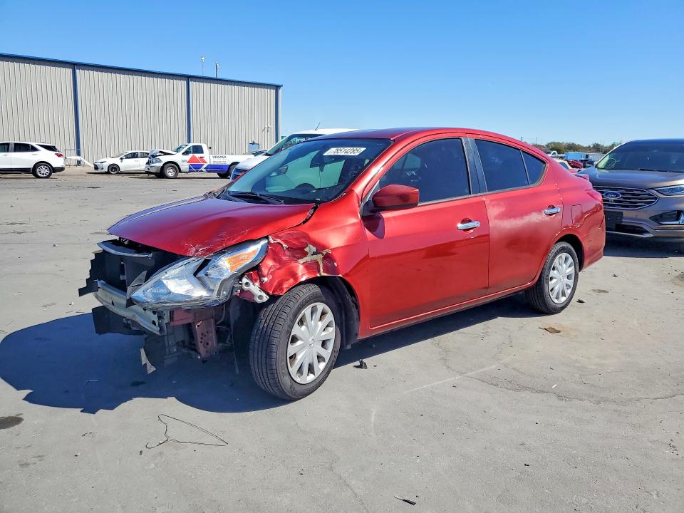 2018 NISSAN VERSA — VIN 3N1CN7AP0JL824607