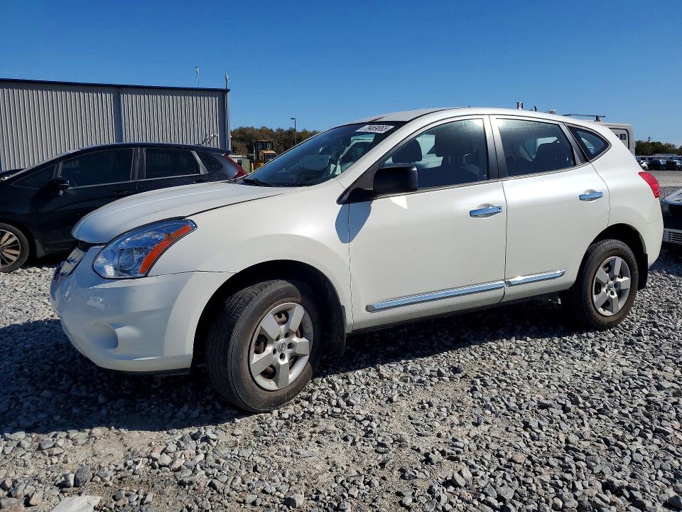 2015 NISSAN ROGUE SELECT — VIN JN8AS5MT7FW663799