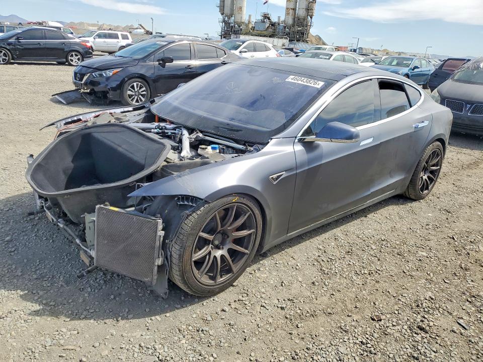 2015 TESLA MODEL S — VIN 5YJSA1H20FFP71263