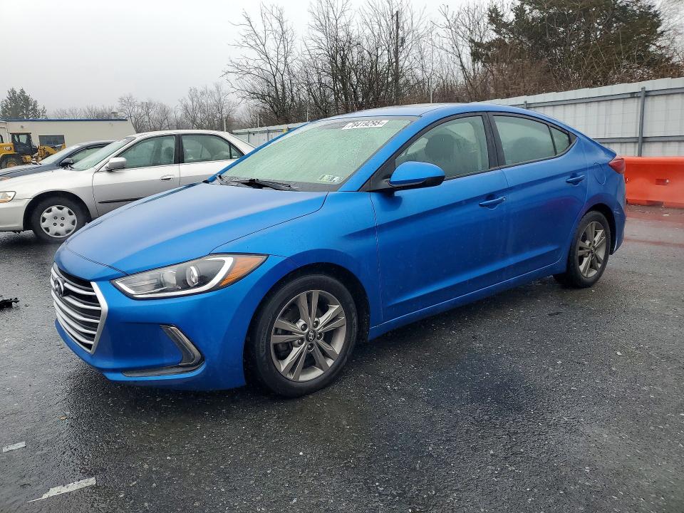 2017 HYUNDAI ELANTRA — VIN 5NPD84LF0HH205530