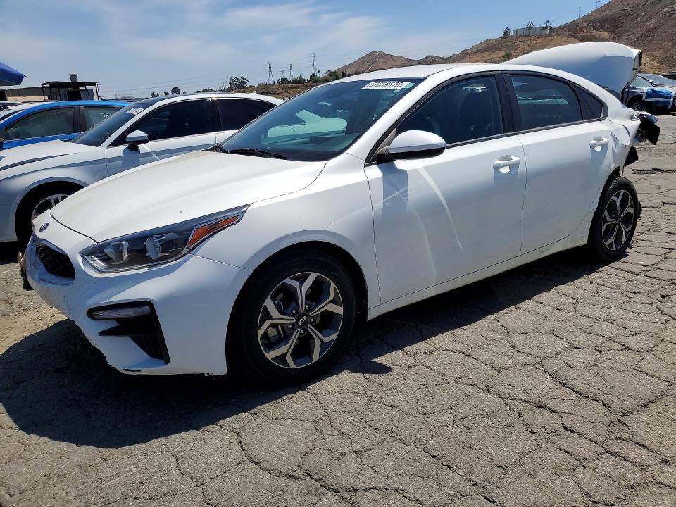 2021 KIA FORTE — VIN 3KPF24AD8ME403301