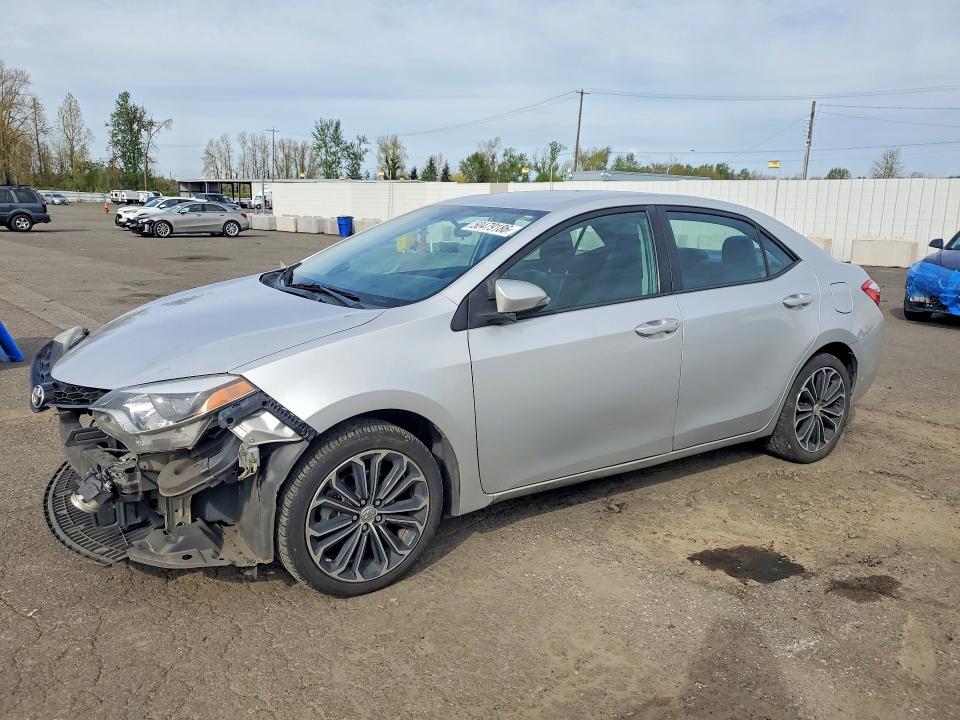 2015 TOYOTA COROLLA — VIN 5YFBURHE3FP340209