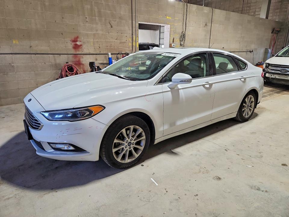 2017 FORD FUSION — VIN 3FA6P0HDXHR115610