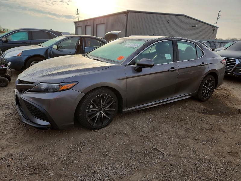 2022 TOYOTA CAMRY — VIN 4T1G11AK0NU706057