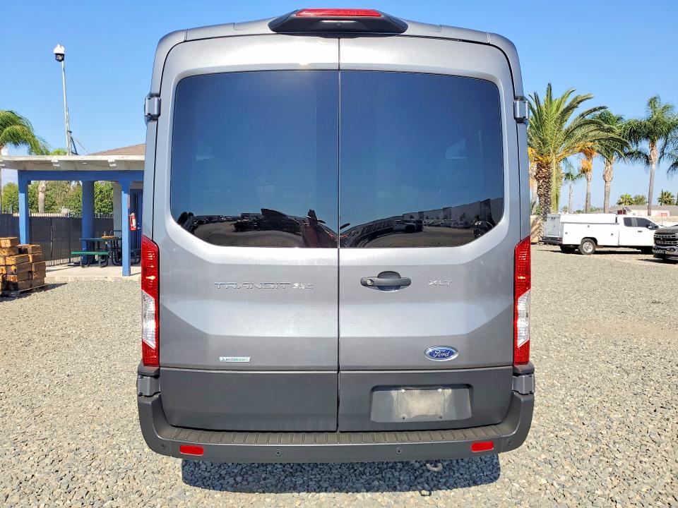 1FBAX2CG1NKA69025