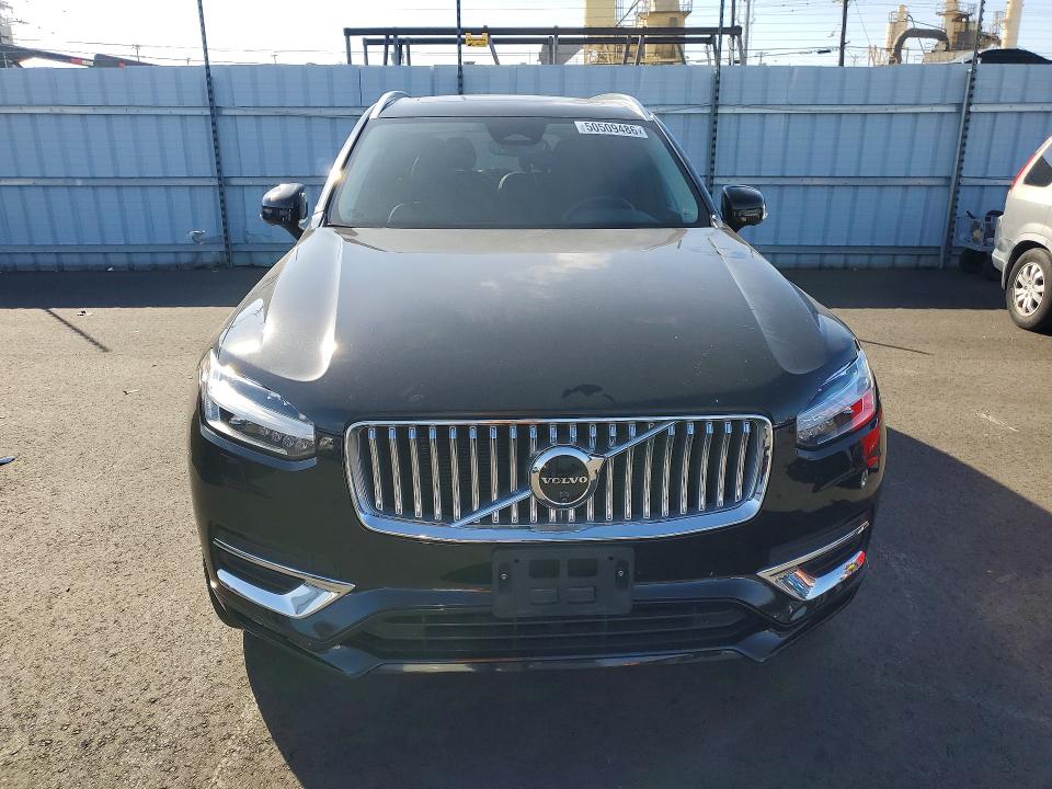 YV4062JE8S1321542