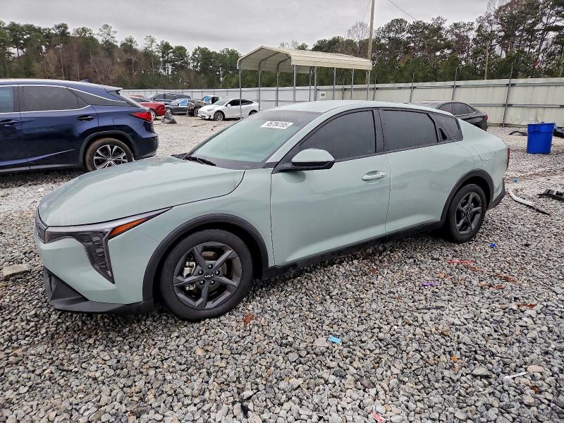 2025 KIA K4 LX — VIN 3KPFT4DE7SE135985