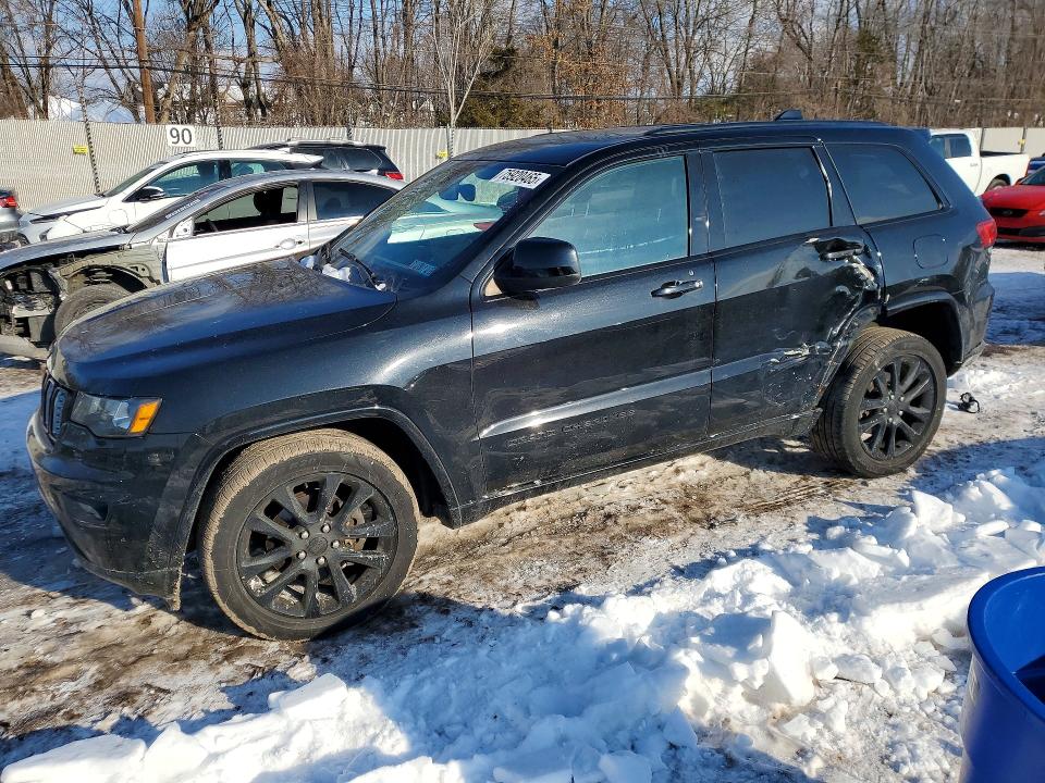 2017 JEEP GRAND CHEROKEE — VIN 1C4RJFAG8HC866655