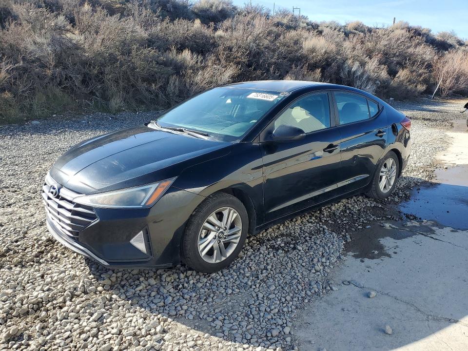 2019 HYUNDAI ELANTRA SE — VIN KMHD84LFXKU782896