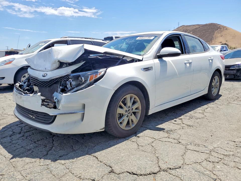 2018 KIA OPTIMA — VIN 5XXGT4L33JG245314