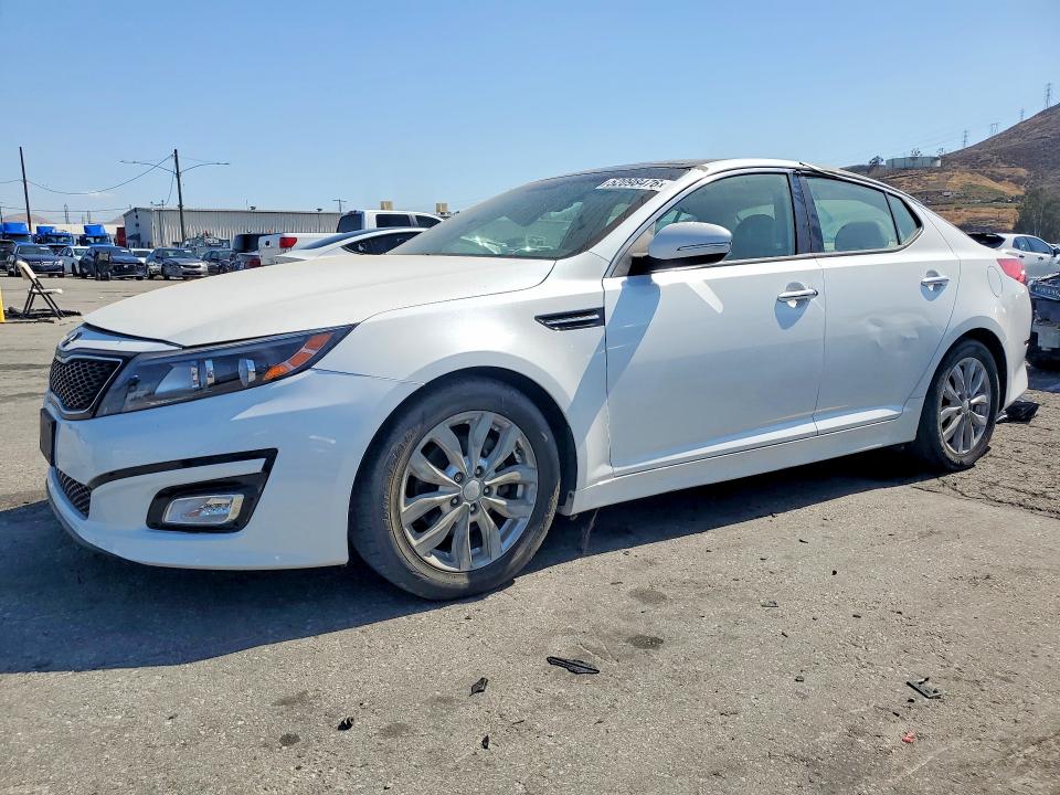 2015 KIA OPTIMA — VIN 5XXGN4A72FG389427