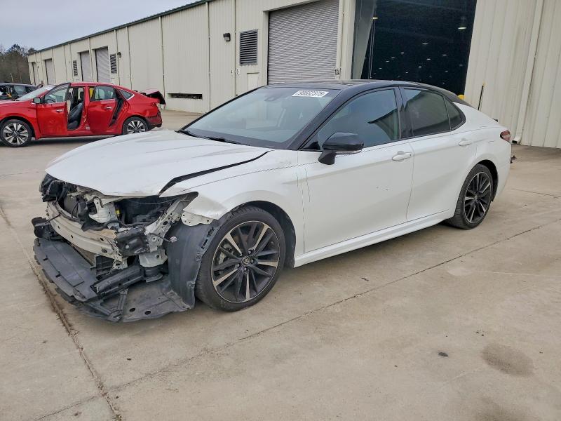 2019 TOYOTA CAMRY — VIN 4T1B61HK0KU289892