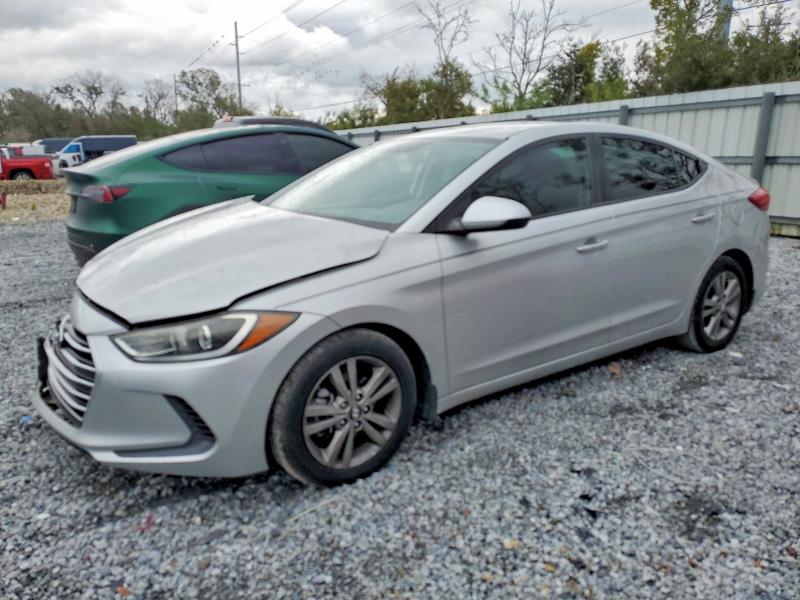 2017 HYUNDAI ELANTRA — VIN 5NPD84LFXHH038884