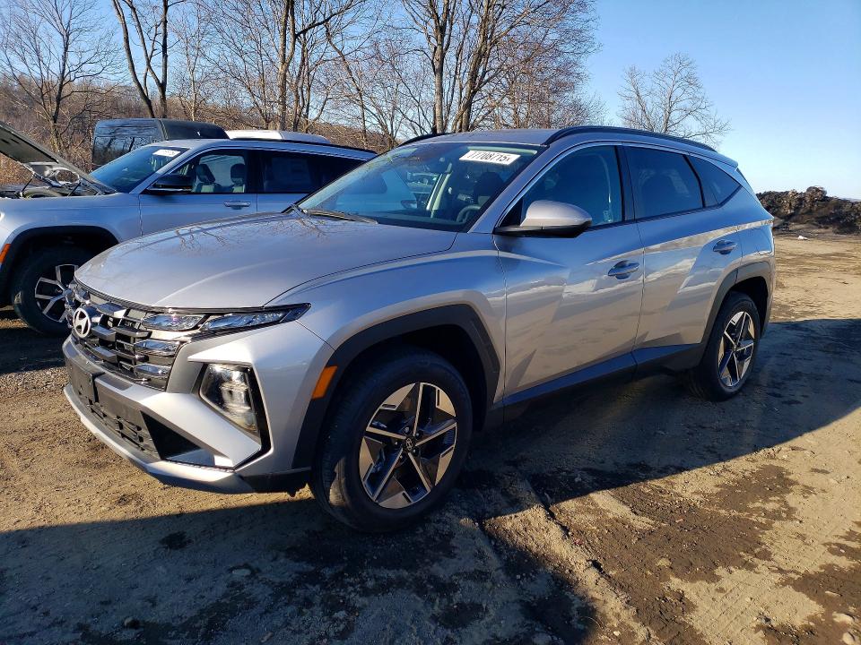 2025 HYUNDAI TUCSON — VIN KM8JBDD28SU302385