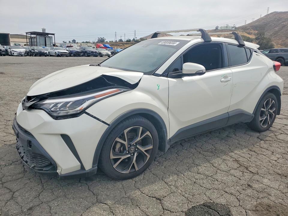 2020 TOYOTA C-HR — VIN JTNKHMBX2L1068071