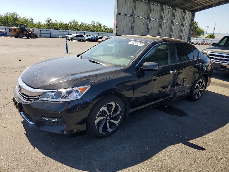 2016 HONDA ACCORD — VIN 1HGCR2F81GA082953
