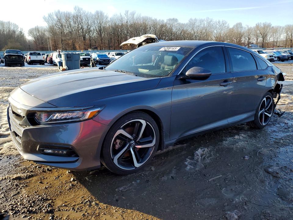 2018 HONDA ACCORD — VIN 1HGCV1F38JA200921