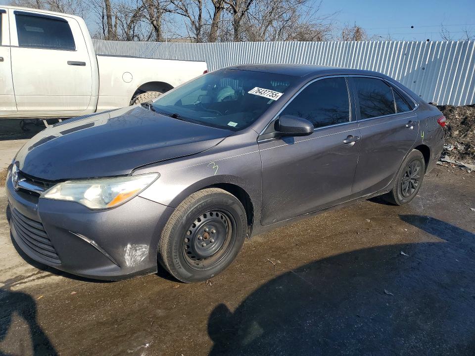 2015 TOYOTA CAMRY — VIN 4T4BF1FKXFR475728