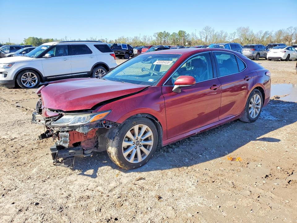 2018 TOYOTA CAMRY — VIN 4T1B11HK5JU546526