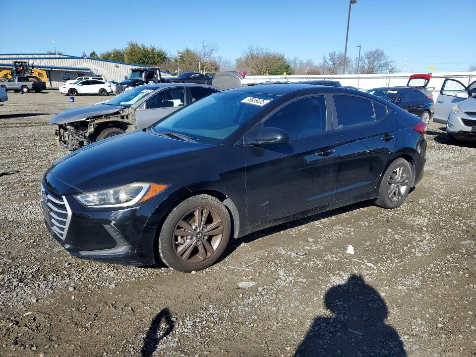 2017 HYUNDAI ELANTRA — VIN KMHD84LF3HU381148