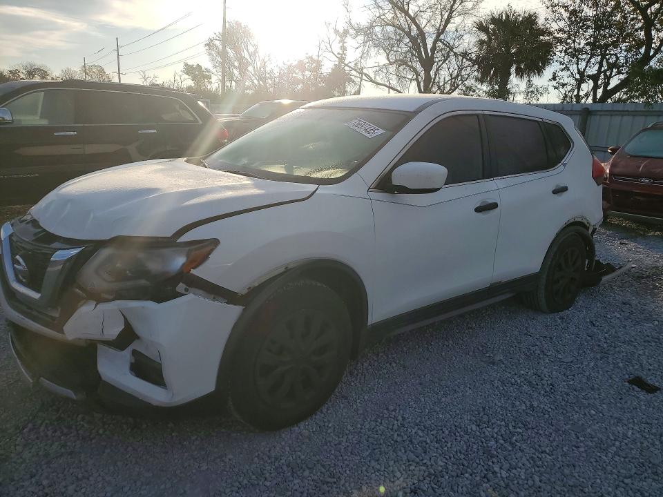 2017 NISSAN ROGUE — VIN JN8AT2MT3HW137703