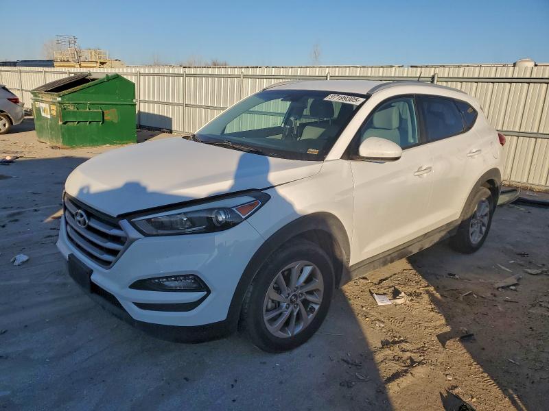 2017 HYUNDAI TUCSON — VIN KM8J33A4XHU296448