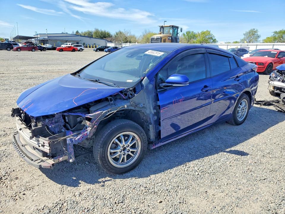 2018 TOYOTA PRIUS — VIN JTDKBRFU5J3590388