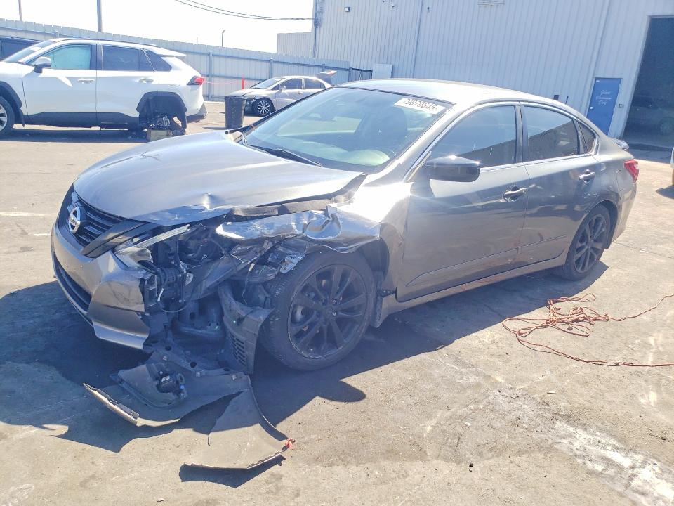 2018 NISSAN ALTIMA — VIN 1N4AL3AP3JC226113