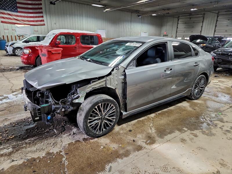 2022 KIA FORTE GT L — VIN 3KPF54AD1NE474574