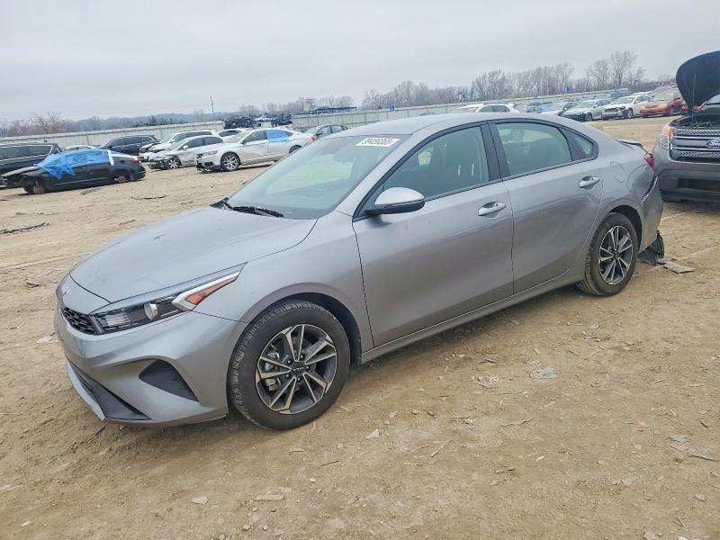 2024 KIA FORTE LX — VIN 3KPF24ADXRE726563