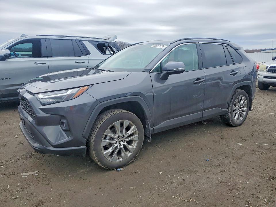 2024 TOYOTA RAV4 — VIN 2T3A1RFV4RC395271