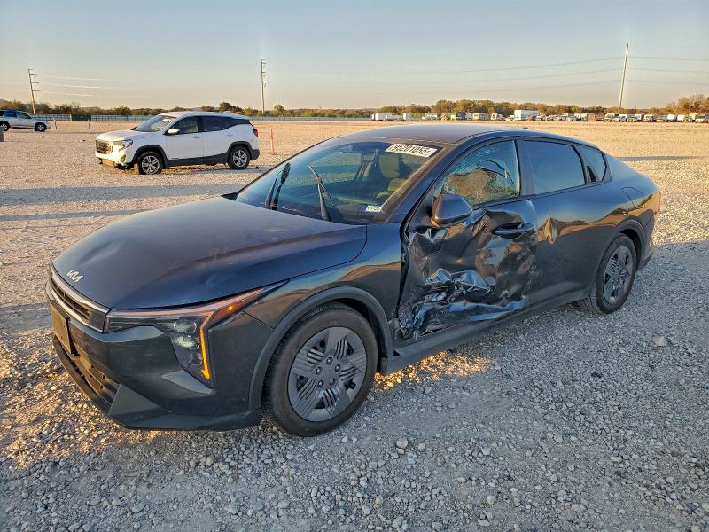 2025 KIA K4 LX — VIN 3KPFT4DE4SE026187
