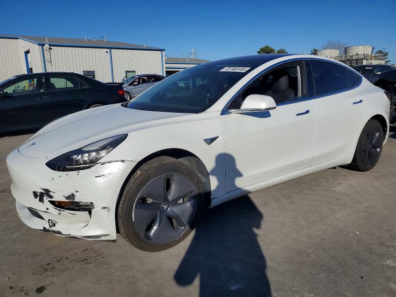 2018 TESLA MODEL 3 — VIN 5YJ3E1EA8JF039153