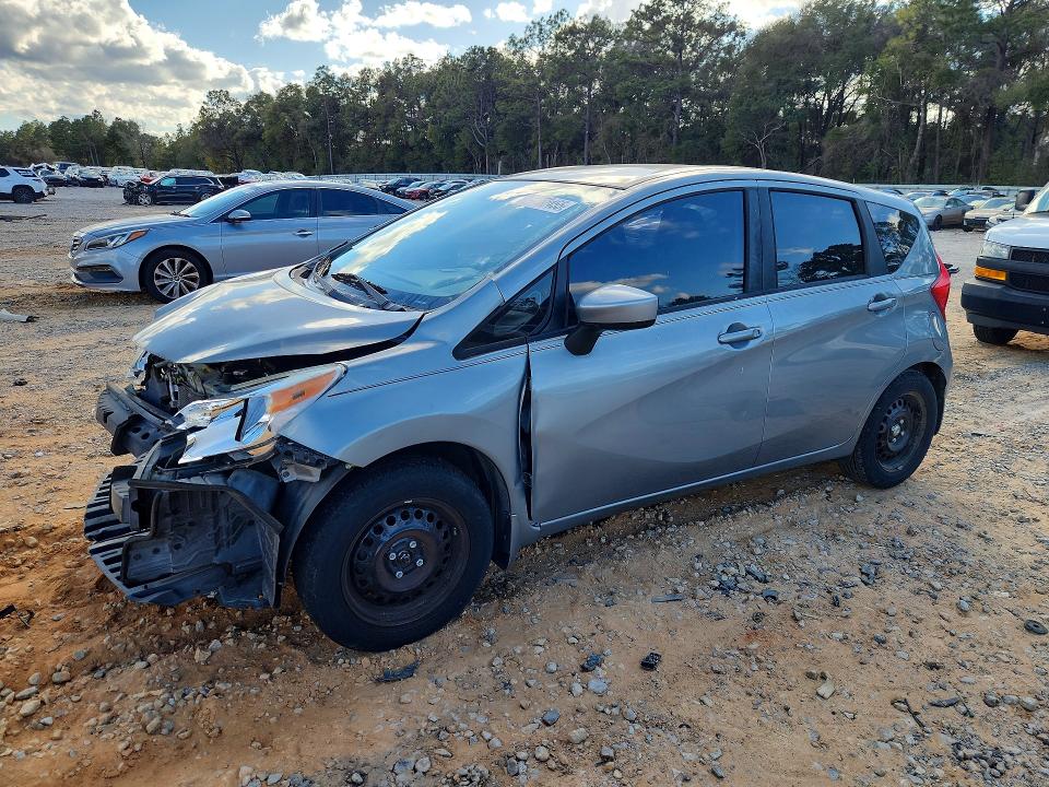 2015 NISSAN VERSA NOTE — VIN 3N1CE2CP1FL392228