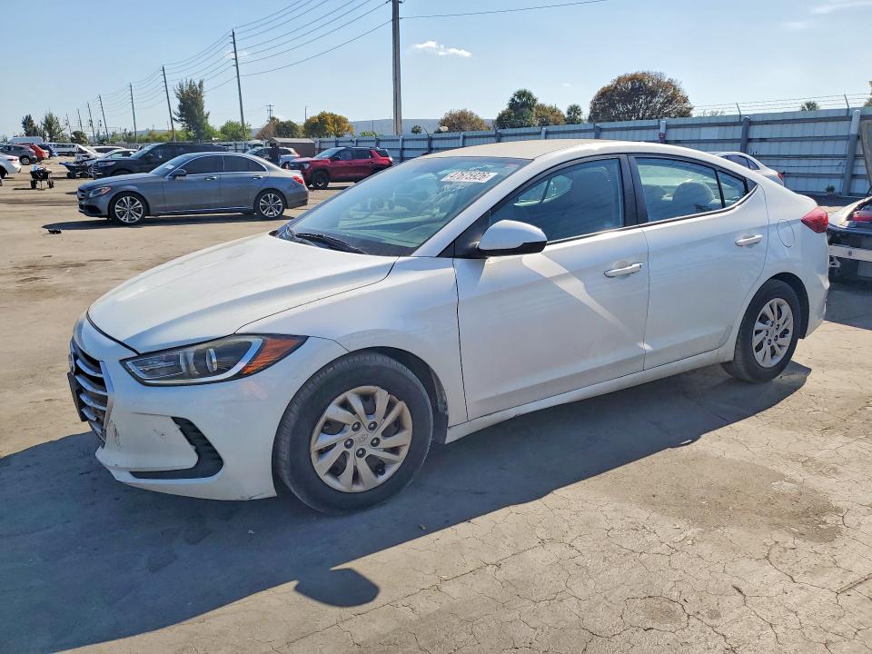 2017 HYUNDAI ELANTRA — VIN 5NPD74LF0HH151892
