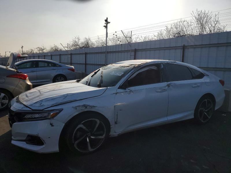 2022 HONDA ACCORD — VIN 1HGCV1F39NA076955