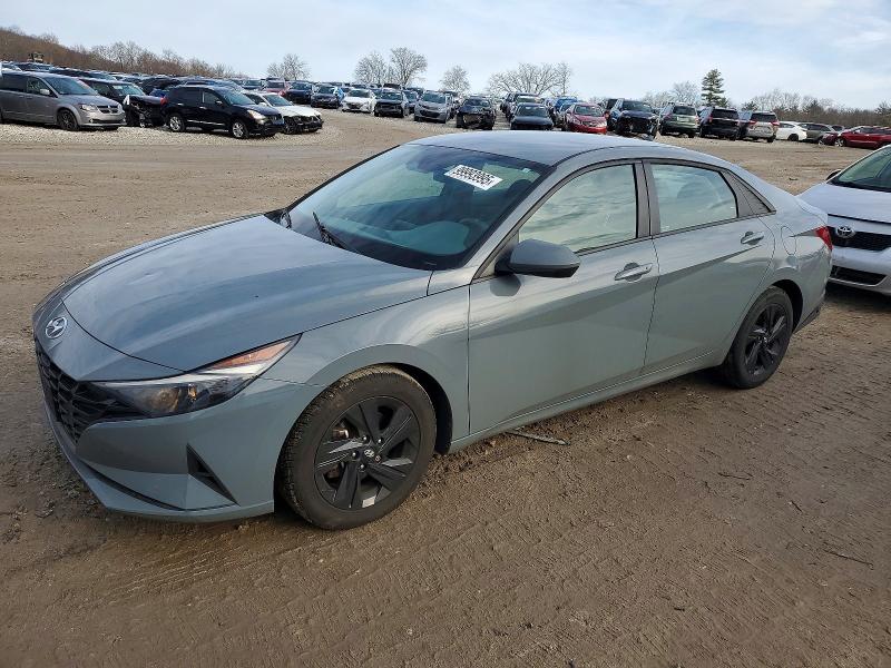 2022 HYUNDAI ELANTRA SE — VIN KMHLM4AG9NU272529