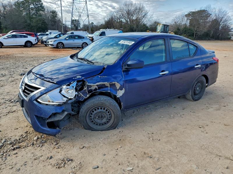 2019 NISSAN VERSA — VIN 3N1CN7AP5KL875120
