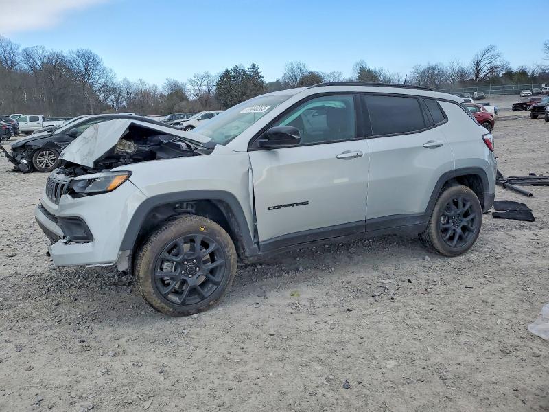 2025 JEEP COMPASS — VIN 3C4NJDBN5ST542509
