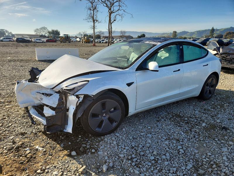 2022 TESLA MODEL 3 — VIN 5YJ3E1EB8NF233132