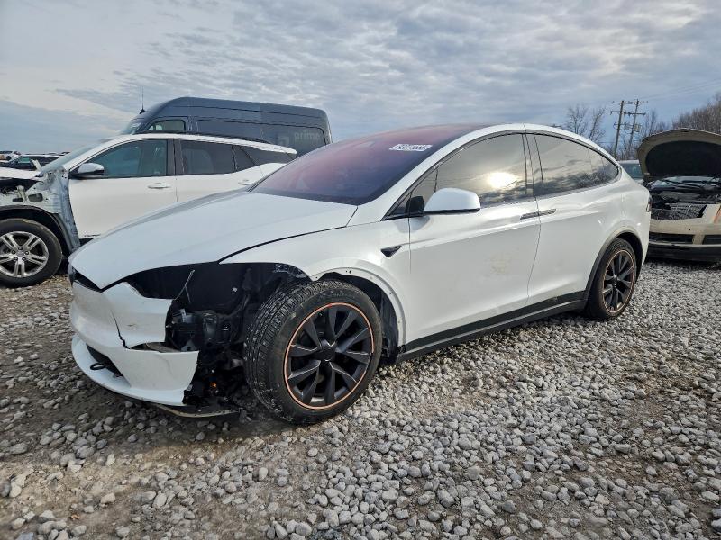 2024 TESLA MODEL X — VIN 7SAXCDE59RF452693
